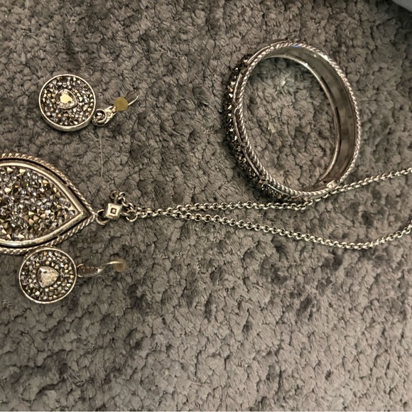 Brighton Jewelry - Sparkling Brighton Silver Necklace and Earring Set